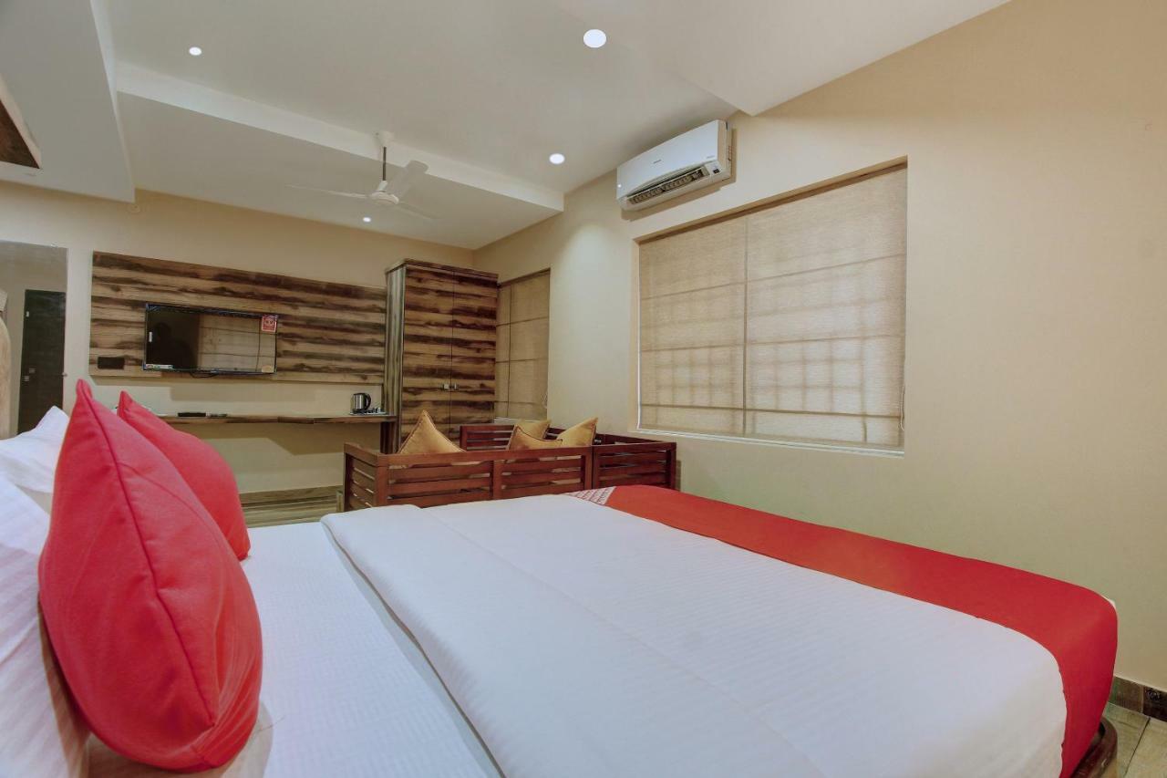 Laxman Residency Mangalore Hotel Kulurkudru Exterior photo